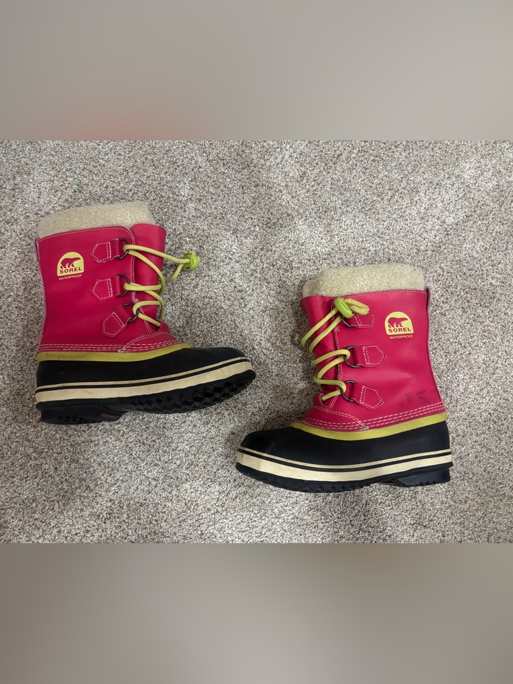 Sorel Girls Yoot Pac Hot Pink/Lime Snow Winter Boots Size 1
